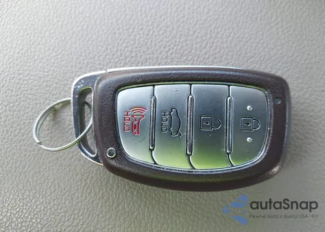 2018 Hyundai Elantra Value Edition из США, поврежденный, VIN 5NPD84LF2JH322399